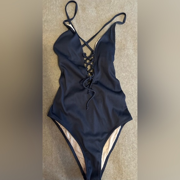 NWT CUPSHE Women's Solid Color V neck Lace Up One Piece Swimsuit Blue Size S - Picture 4 of 6
